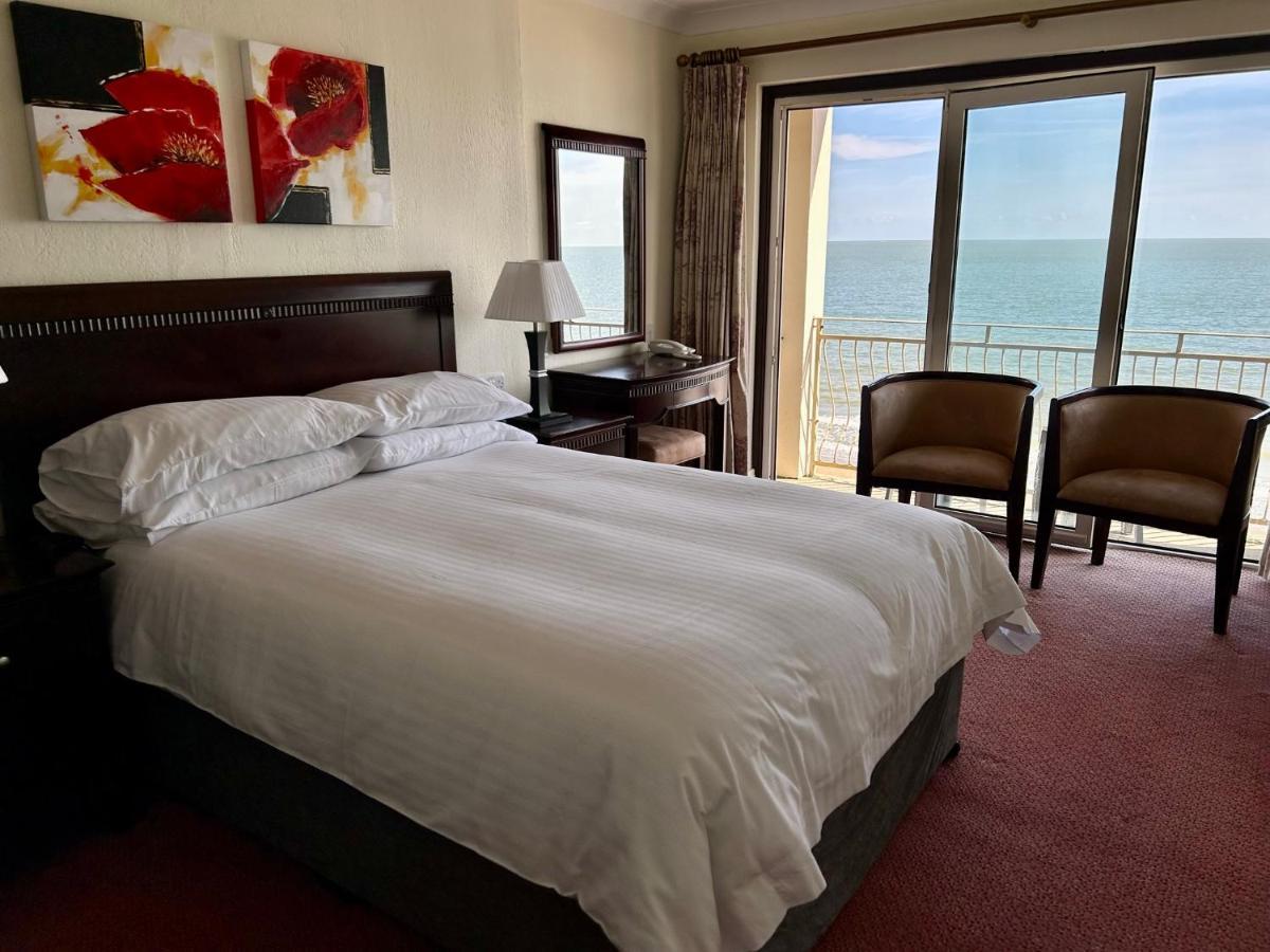 Regent Court - Seafront, Sandown - Free Car Ferry For Bookings Of 3 Or More Nights, Subject To Availability Zewnętrze zdjęcie