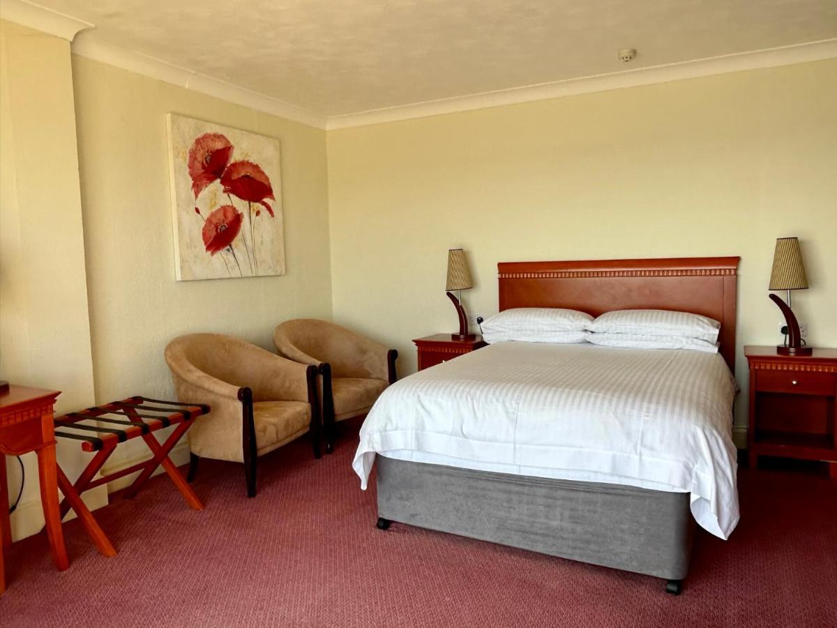 Regent Court - Seafront, Sandown - Free Car Ferry For Bookings Of 3 Or More Nights, Subject To Availability Zewnętrze zdjęcie