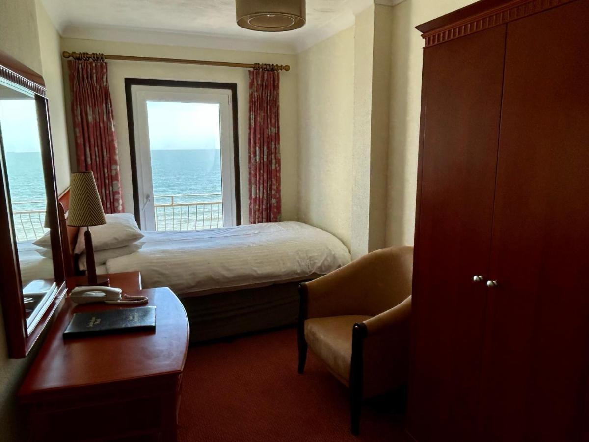Regent Court - Seafront, Sandown - Free Car Ferry For Bookings Of 3 Or More Nights, Subject To Availability Zewnętrze zdjęcie
