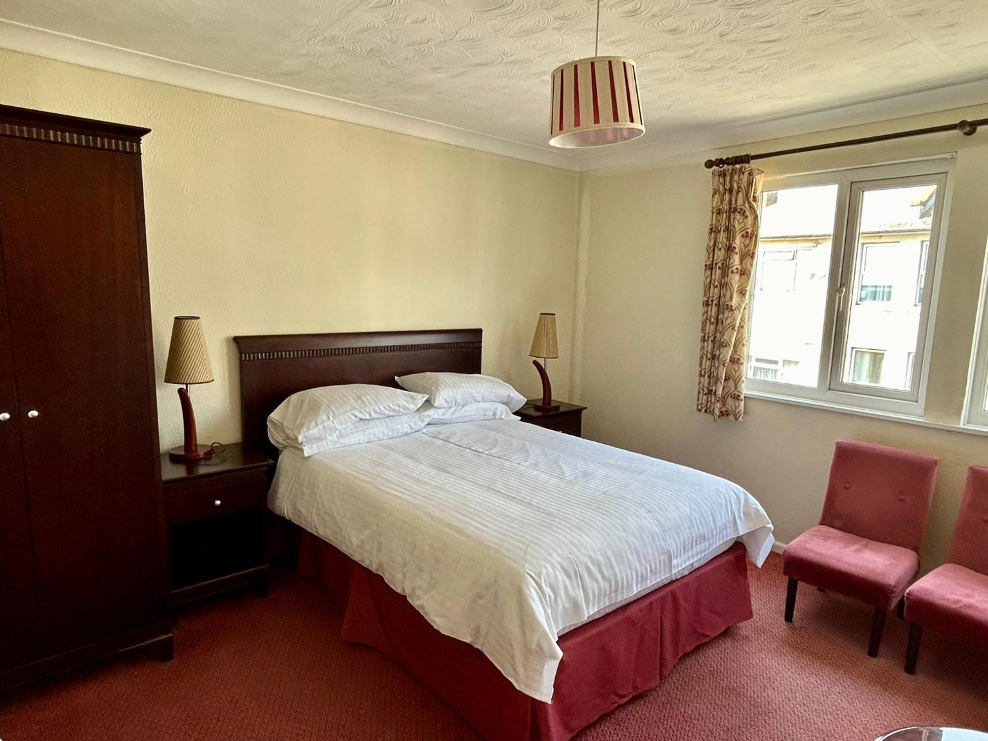Regent Court - Seafront, Sandown - Free Car Ferry For Bookings Of 3 Or More Nights, Subject To Availability Zewnętrze zdjęcie