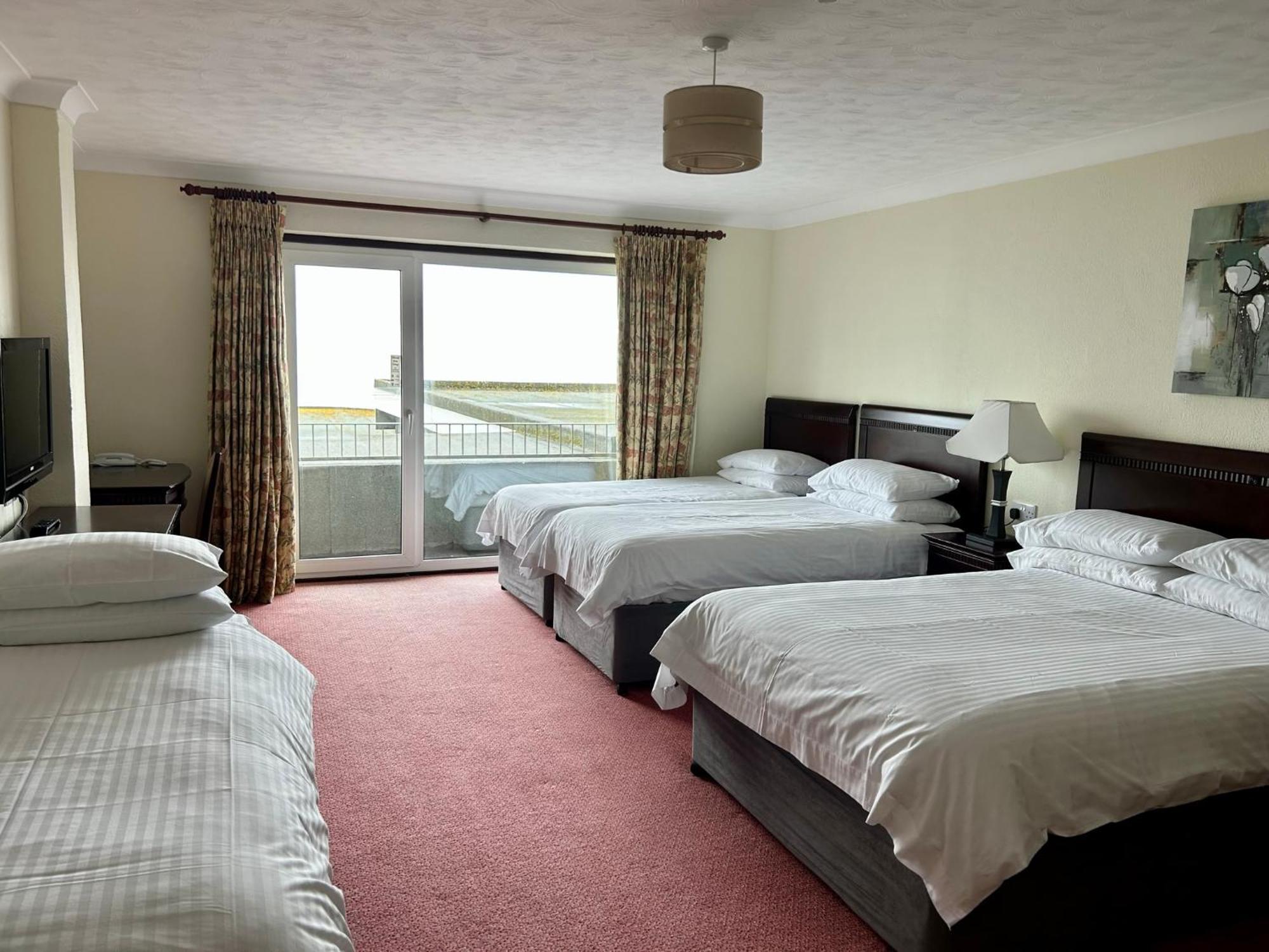 Regent Court - Seafront, Sandown - Free Car Ferry For Bookings Of 3 Or More Nights, Subject To Availability Pokój zdjęcie