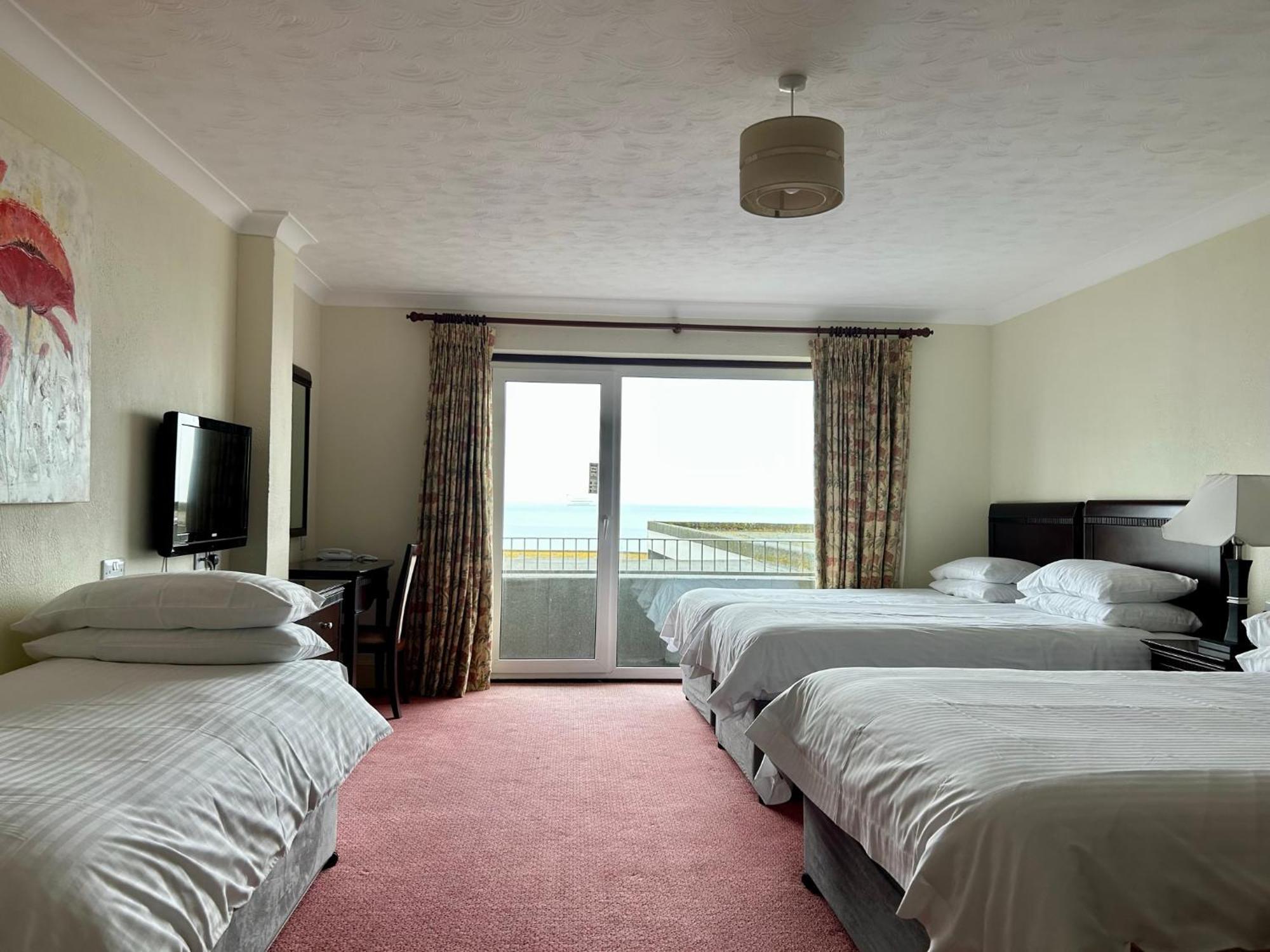 Regent Court - Seafront, Sandown - Free Car Ferry For Bookings Of 3 Or More Nights, Subject To Availability Pokój zdjęcie