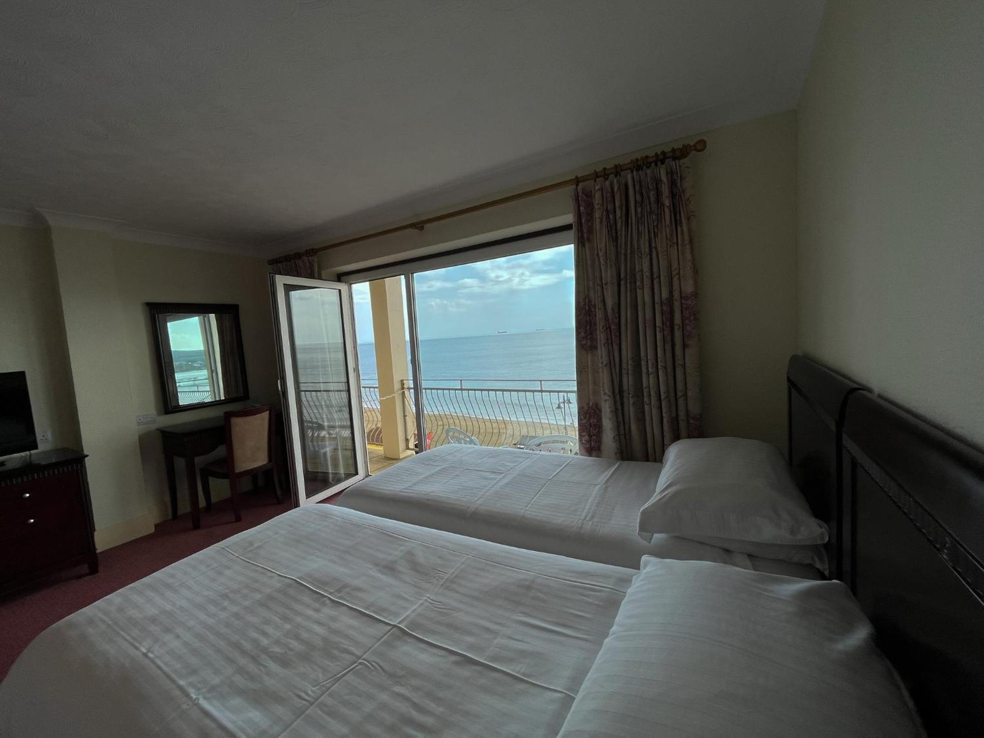 Regent Court - Seafront, Sandown - Free Car Ferry For Bookings Of 3 Or More Nights, Subject To Availability Pokój zdjęcie